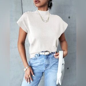NWT White High Neck Batwing Sleeve Knit Top Size L (8/10)